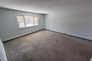 16 Linden St, Coram, NY 11727 - Photo 3
