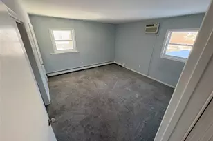 16 Linden St, Coram, NY 11727 - Photo 7
