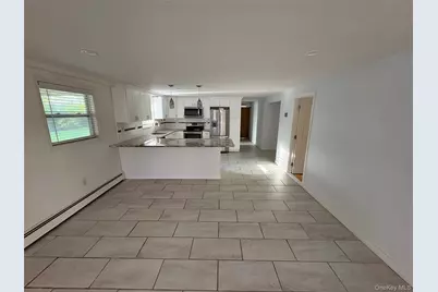 16 Linden Street, Coram, NY 11727 - Photo 11
