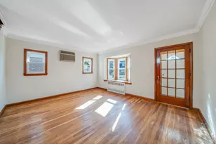 48 Winthrop St, New Hyde Park, NY 11040 - Photo 7