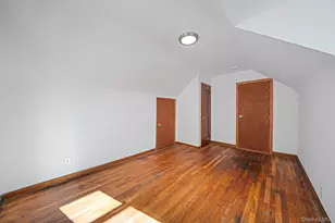 48 Winthrop St, New Hyde Park, NY 11040 - Photo 19