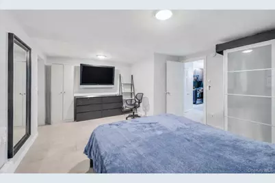 2033 E 68th Street, Brooklyn, NY 11234 - Photo 21