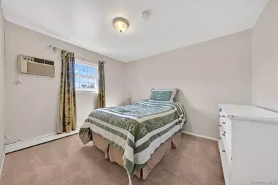 114 Westchester Avenue, West Babylon, NY 11704 - Photo 15