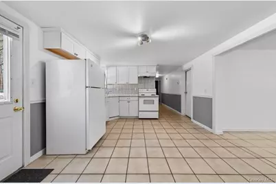 114 Westchester Avenue, West Babylon, NY 11704 - Photo 29