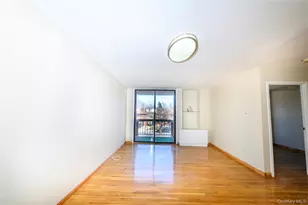 71-24 164th St, Fresh Meadows, NY 11365 - Photo 3