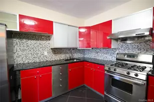 71-24 164th St, Fresh Meadows, NY 11365 - Photo 13