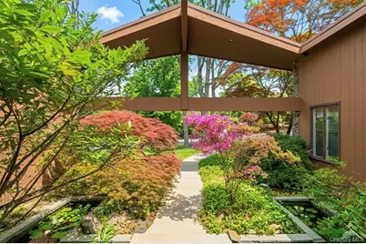 1 Druid Court, Montebello, NY 10901 - Photo 3