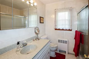 11 Elton St, Westbury, NY 11590 - Photo 21