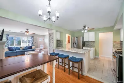 21 Lowell Drive, Farmingdale, NY 11735 - Photo 15