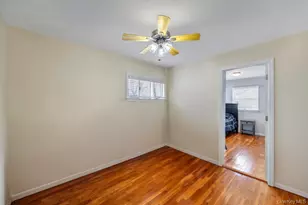 21 Lowell Dr, Farmingdale, NY 11735 - Photo 23