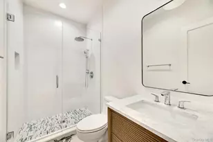 33 Dougs Ln, South Jamesport, NY 11970 - Photo 15