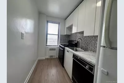 150-11 72nd Road #6F, Flushing, NY 11367 - Photo 5