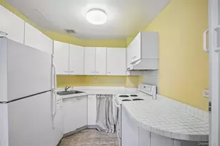 65 McKinley Ave, White Plains, NY 10606 - Photo 7