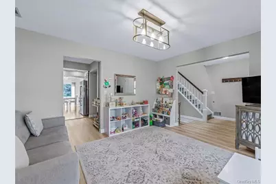 54 Hidden Ridge Drive, Syosset, NY 11791 - Photo 5