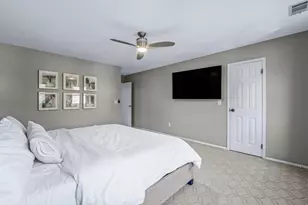 54 Hidden Ridge Dr, Syosset, NY 11791 - Photo 17