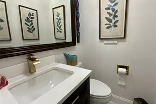269-10 Grand Central Pkwy, Floral Park, NY 11005 - Photo 13