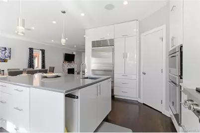 31-12 Buell Street, East Elmhurst, NY 11369 - Photo 15