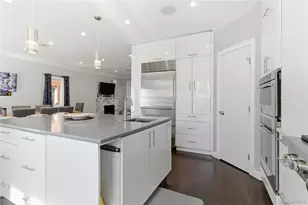 31-12 Buell St, East Elmhurst, NY 11369 - Photo 15