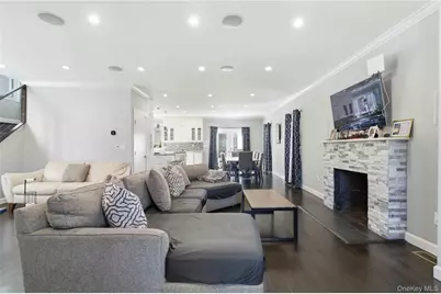 31-12 Buell Street, East Elmhurst, NY 11369 - Photo 21