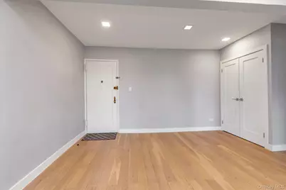 67-12 Yellowstone Blvd #F18, Forest Hills, NY 11375 - Photo 17