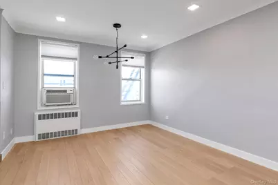 67-12 Yellowstone Blvd #F18, Forest Hills, NY 11375 - Photo 13