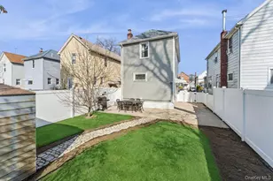 68 Putnam Ave, Valley Stream, NY 11580 - Photo 19