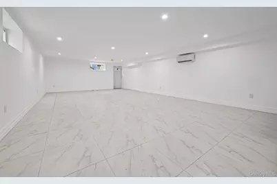 160-15 118th Road, Jamaica, NY 11434 - Photo 17
