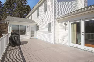 94 Stowe Dr, Poughquag, NY 12570 - Photo 37