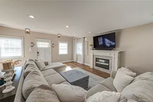 36 West Blvd, East Rockaway, NY 11518 - Photo 3