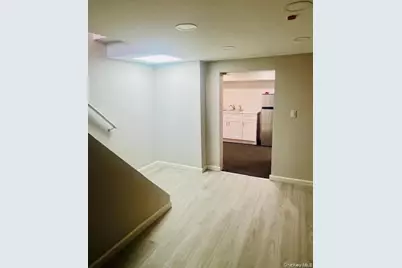 116-28 Myrtle Avenue, Richmond Hill, NY 11418 - Photo 9