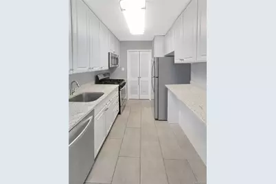 8439 153rd Avenue #6A, Ridgewood, NY 11414 - Photo 5