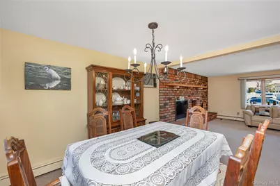 25 Windham Lane, Ronkonkoma, NY 11779 - Photo 9