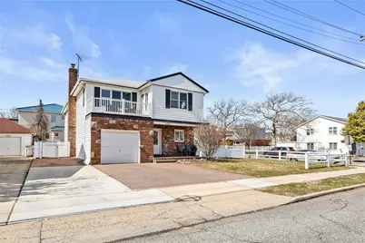 175 Roosevelt Boulevard #Upper, Long Beach, NY 11561 - Photo 3