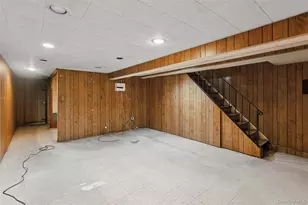 75-23 168th St, Fresh Meadows, NY 11366 - Photo 27