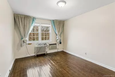 75-23 168 Street, Fresh Meadows, NY 11366 - Photo 17