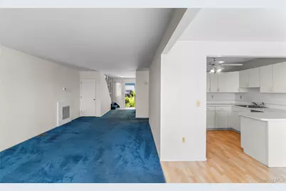 33 Village Gate Way #33, Nyack, NY 10960 - Photo 11