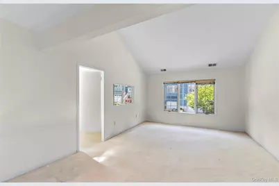 33 Village Gate Way #33, Nyack, NY 10960 - Photo 17