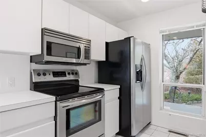 23 Library Avenue #1, Westhampton Beach, NY 11978 - Photo 3