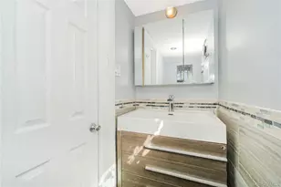 107-08 110th St, Ozone Park, NY 11419 - Photo 13