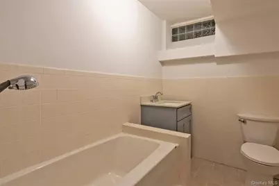 1 W Winding Road, Poughkeepsie, NY 12601 - Photo 31