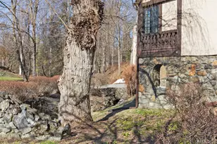 1 W Winding Rd, Poughkeepsie, NY 12601 - Photo 35