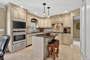 18 Chardonnay Rd, Commack, NY 11725 - Photo 23