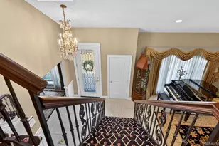18 Chardonnay Rd, Commack, NY 11725 - Photo 35