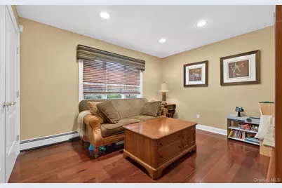 18 Chardonnay Road, Commack, NY 11725 - Photo 33