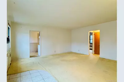 57-41 246th Crescent #Lower, Douglaston, NY 11362 - Photo 5