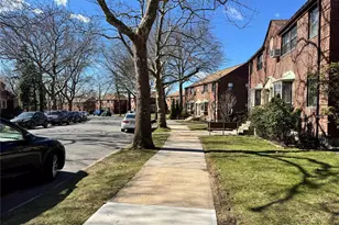 57-41 246th Crescent, Douglaston, NY 11362 - Photo 3