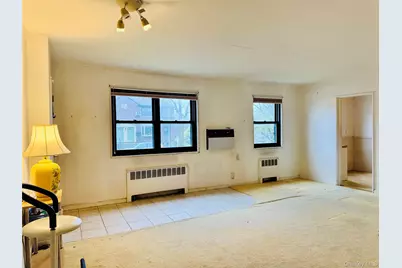 57-41 246th Crescent #Lower, Douglaston, NY 11362 - Photo 7