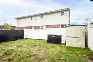 79-18 149th Ave, Howard Beach, NY 11414 - Photo 33