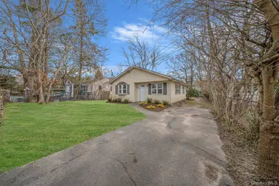 38 Manor Drive, Shirley, NY 11967 - Photo 3