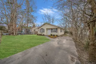 38 Manor Dr, Shirley, NY 11967 - Photo 3